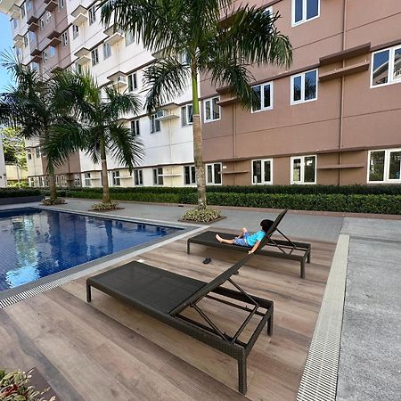 Starlight Suites Trece Martires Eksteriør bilde