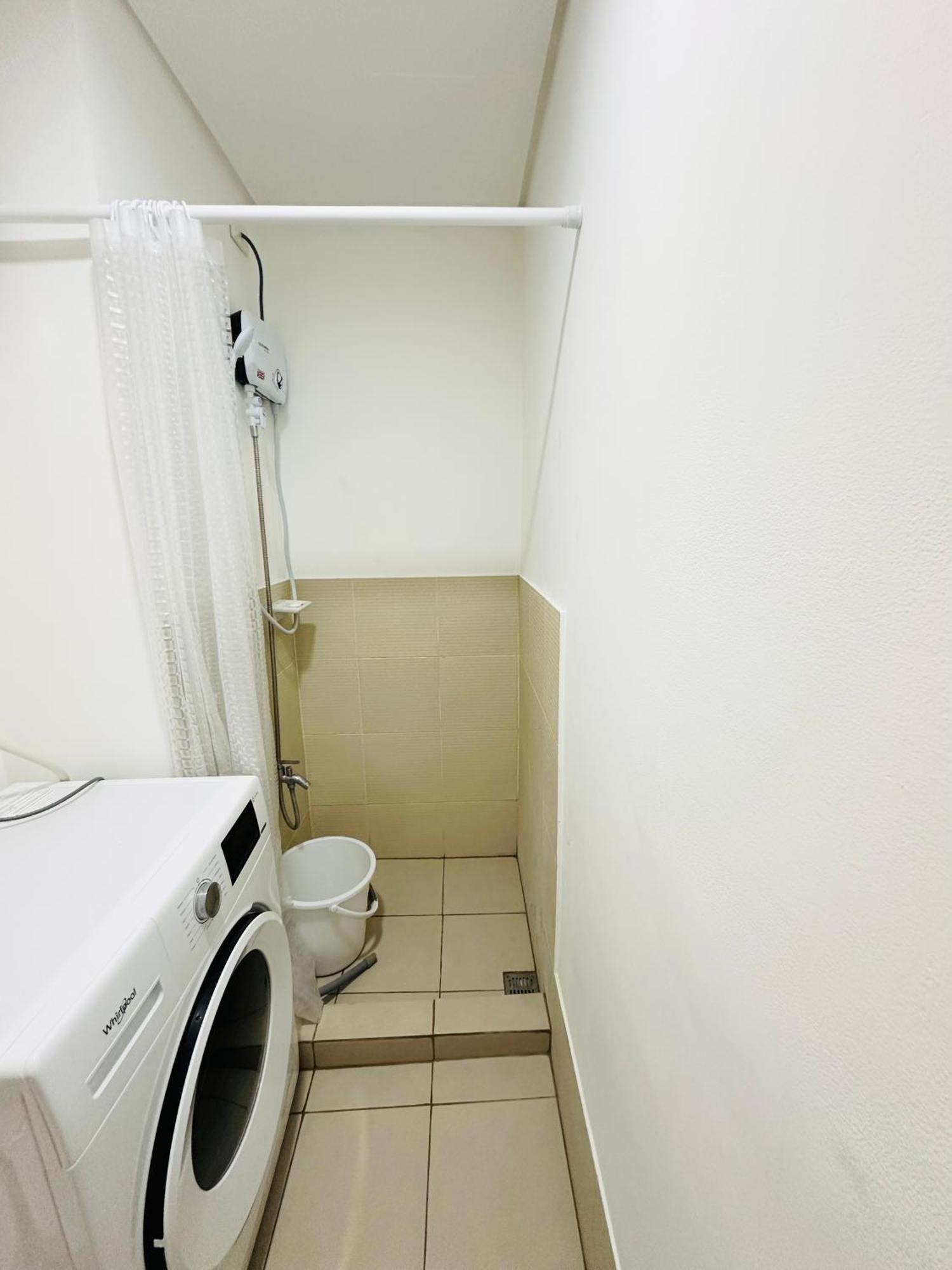 Starlight Suites Trece Martires Eksteriør bilde