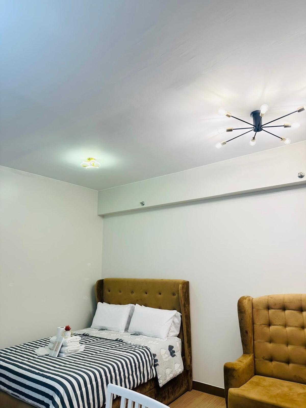 Starlight Suites Trece Martires Eksteriør bilde