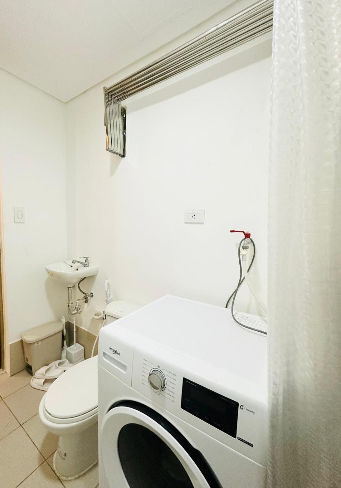 Starlight Suites Trece Martires Eksteriør bilde